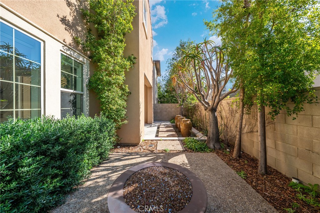 94 Swift Irvine, CA 92618 - Photo 30 of 53