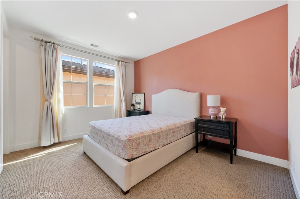 94 Swift Irvine, CA 92618 - Photo 46 of 53