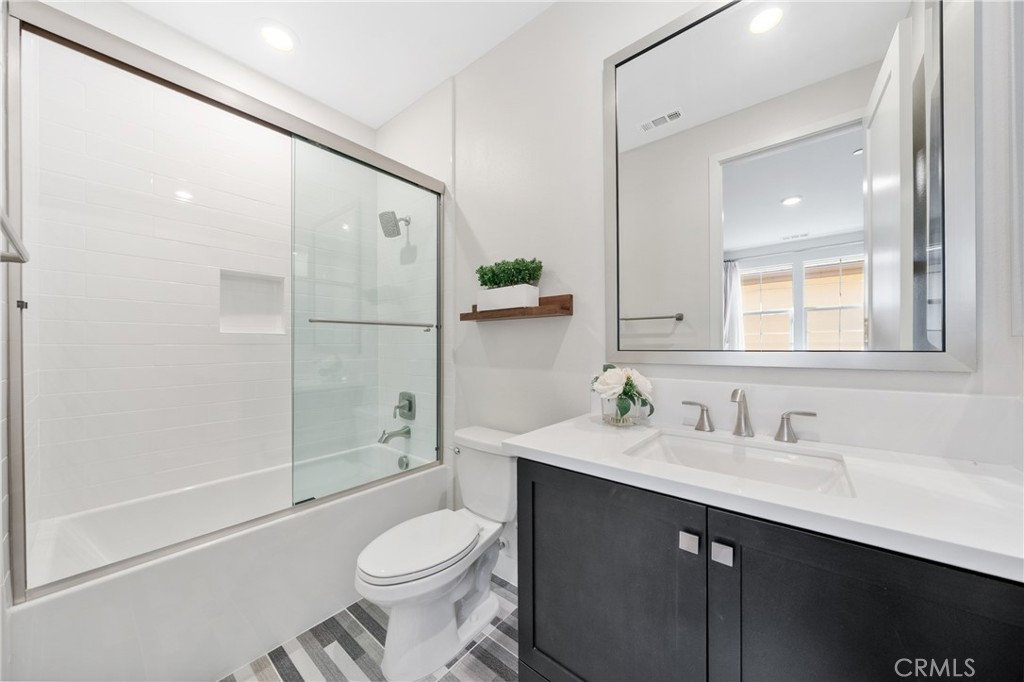 94 Swift Irvine, CA 92618 - Photo 47 of 53