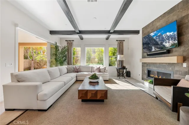 $2,989,000 | 94 Swift, Irvine, CA 92618