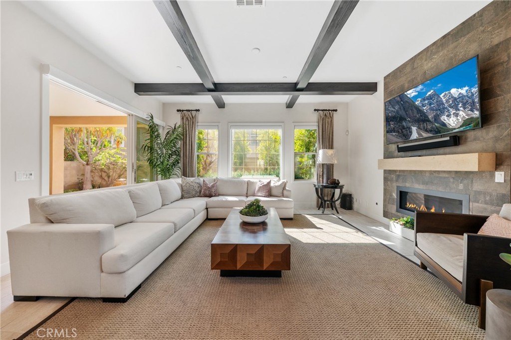 94 Swift Irvine, CA 92618 - Photo 8 of 53