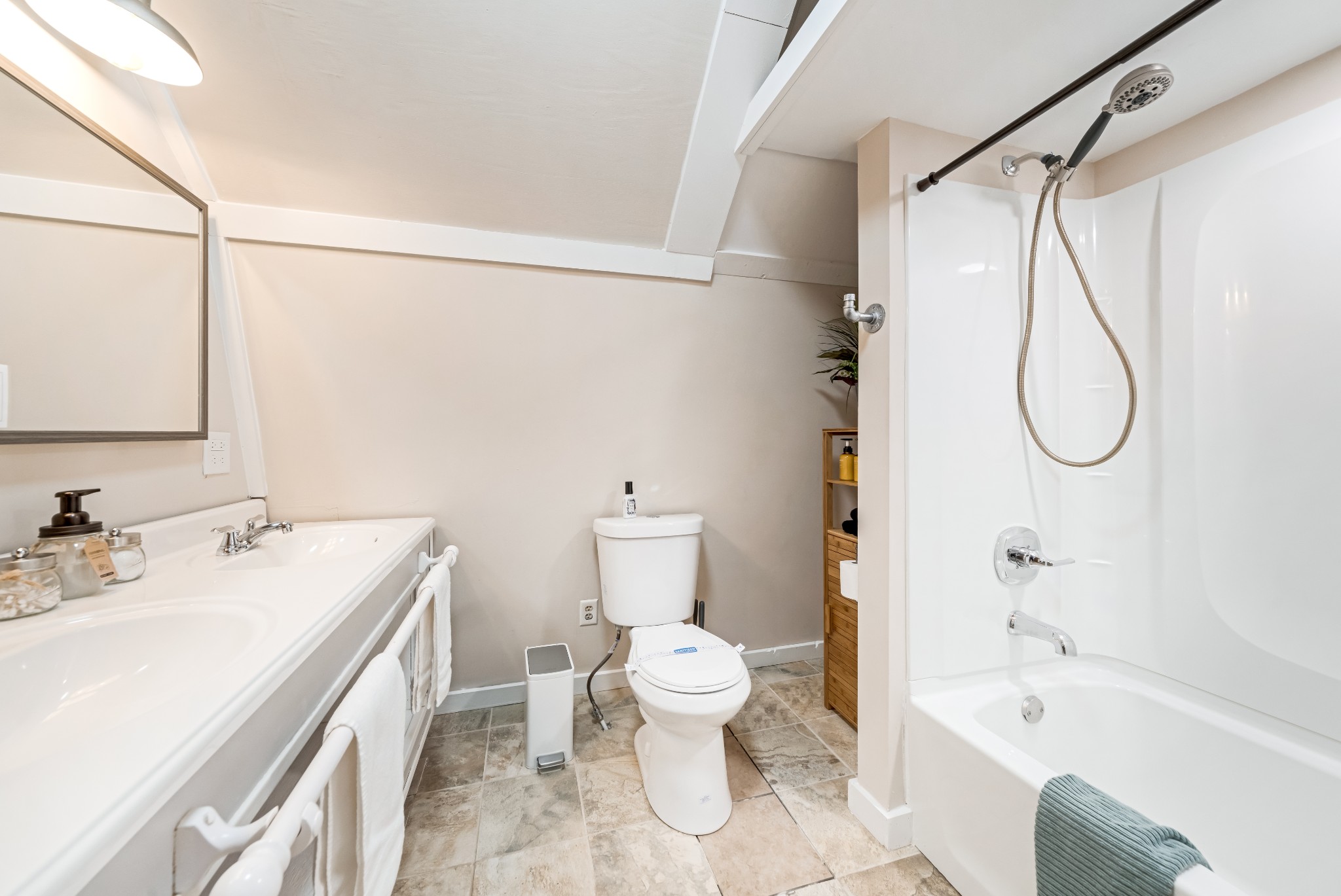 1323 Mt Zion Road Ashland City, TN 37015 - Photo 67 of 81 a bathroom with a sink a toilet and a bathtub