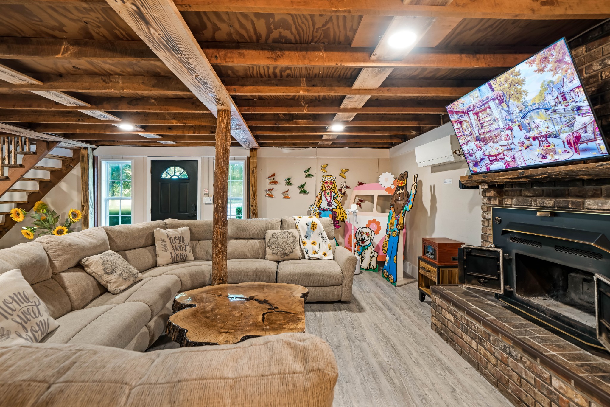 1323 Mt Zion Road Ashland City, TN 37015 - Photo 8 of 81 a living room with furniture and a flat screen tv