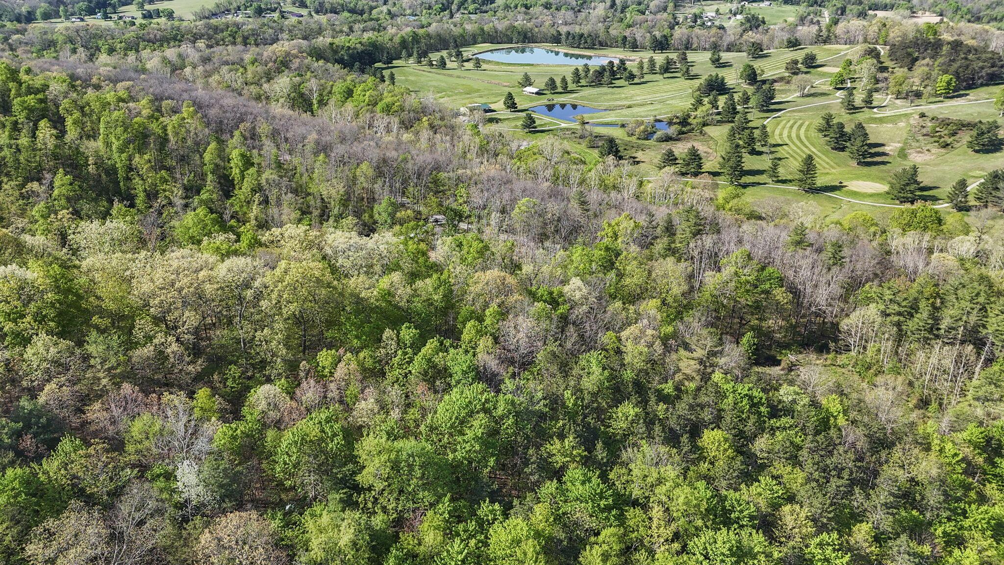1588 Debord Road Chillicothe, OH 45601 - Photo 14 of 33 17-web-or-mls-DJI_20260423095530_0019_D