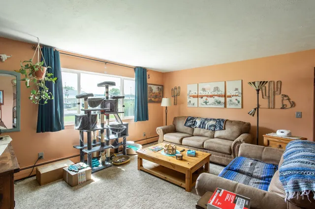 $215,000 | 250 North Raymond Road, Unit A9, Spokane Valley, WA 99206