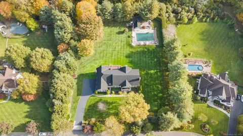 $2,799,999 | 342 Midlock Road, Fairfield, CT 06824