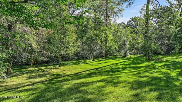 $130,000 | 1 Oakwood Glen Drive, Clinton, MS 39056