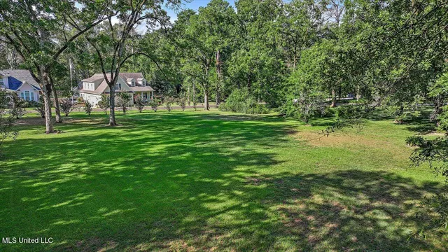 $130,000 | 1 Oakwood Glen Drive, Clinton, MS 39056