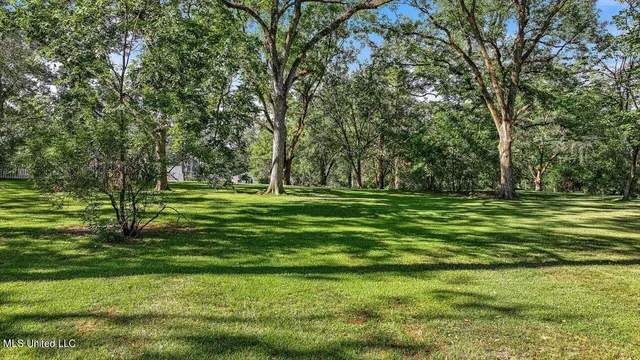 $130,000 | 1 Oakwood Glen Drive, Clinton, MS 39056