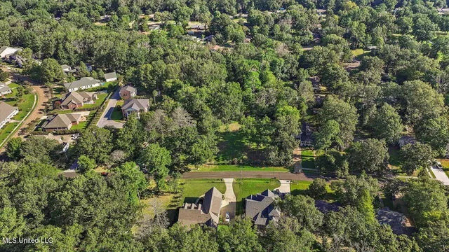 $130,000 | 1 Oakwood Glen Drive, Clinton, MS 39056