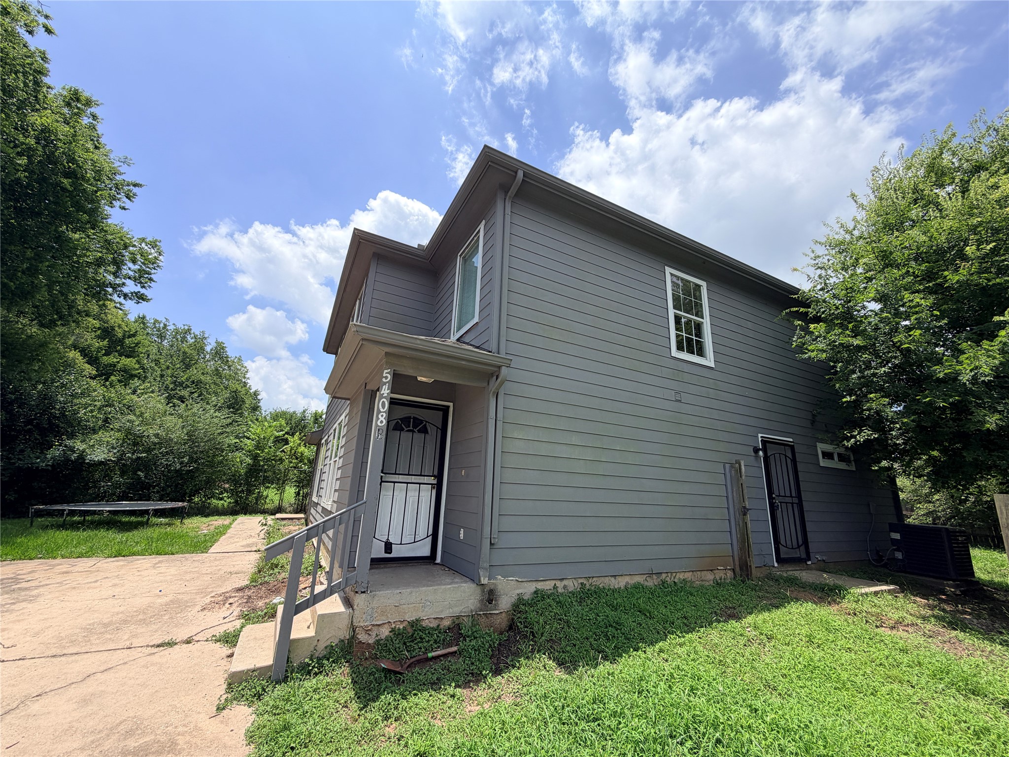 5408 Groveton Street, Unit B Houston, TX 77033 - Photo 2 of 15