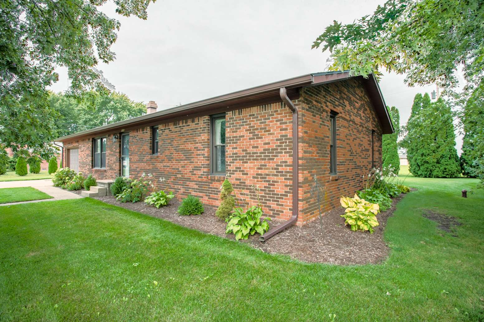 1003 South James Avenue Fowler, IN 47944 - Photo 2 of 18