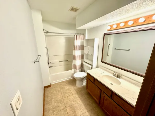 $224,900 | 907 Fox Creek Drive, Unit 2, Watertown, WI 53098