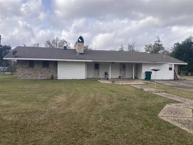 $235,000 | 652 Brady Street, Unit 498, Sulphur, LA 70663