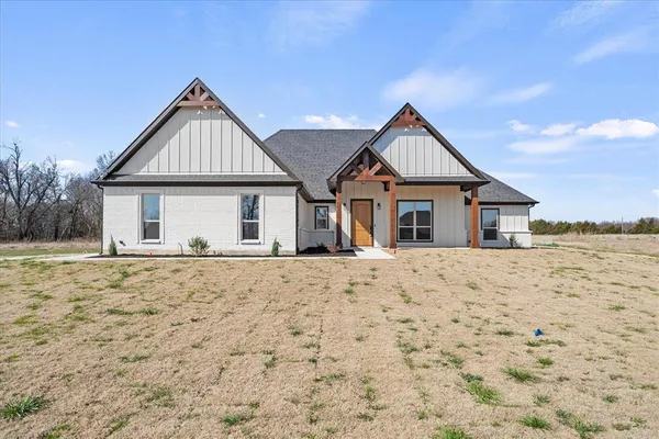 $549,000 | 3186 County Road 1076, Celeste, TX 75423