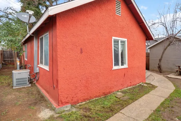 $550,000 | 4240 55th Street, Sacramento, CA 95820