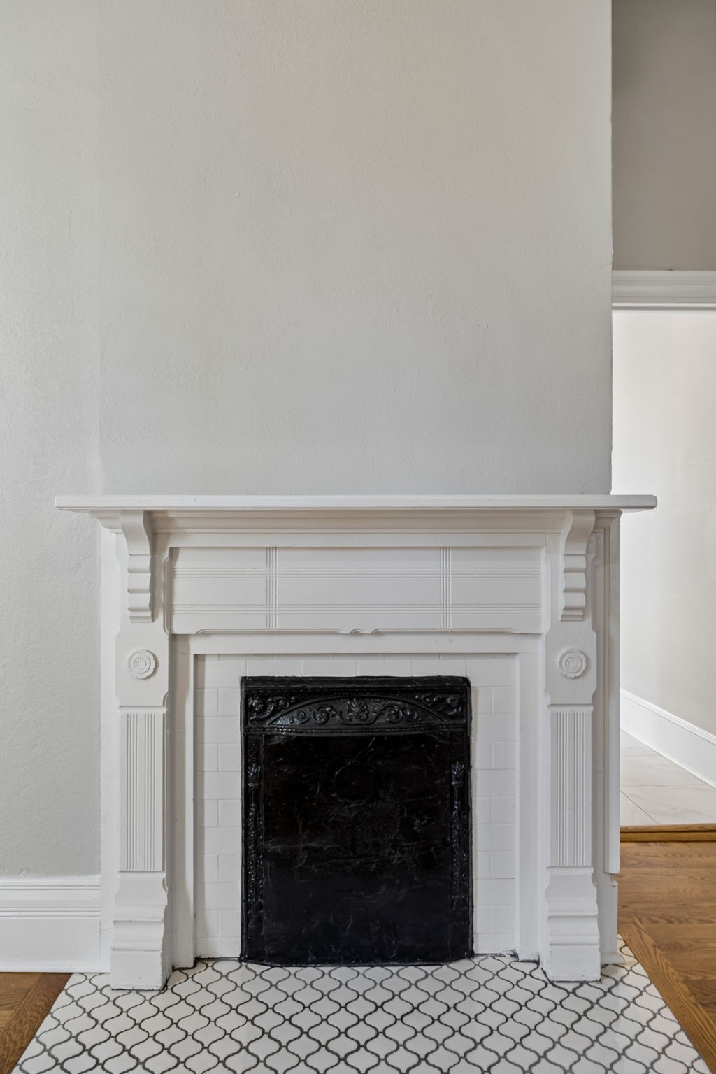 504 5th Avenue West Springfield, TN 37172 - Photo 18 of 57 a white building with a fireplace