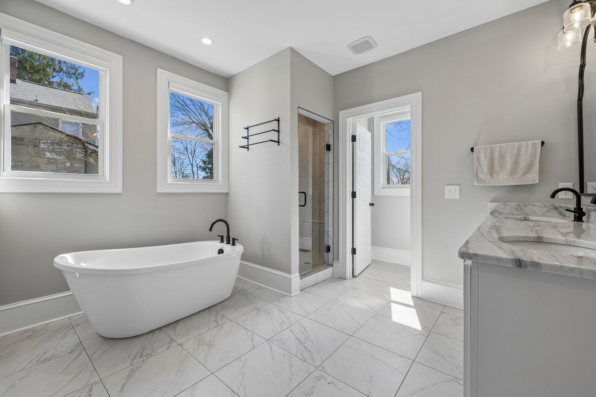 504 5th Avenue West Springfield, TN 37172 - Photo 21 of 57 a spacious bathroom with a bathtub and shower