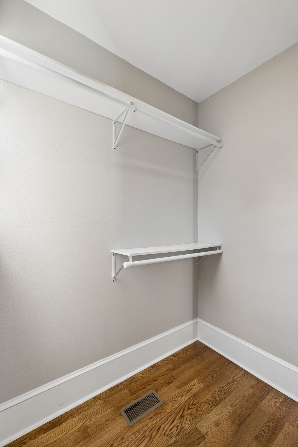 504 5th Avenue West Springfield, TN 37172 - Photo 24 of 57 a view of an empty walk in closet