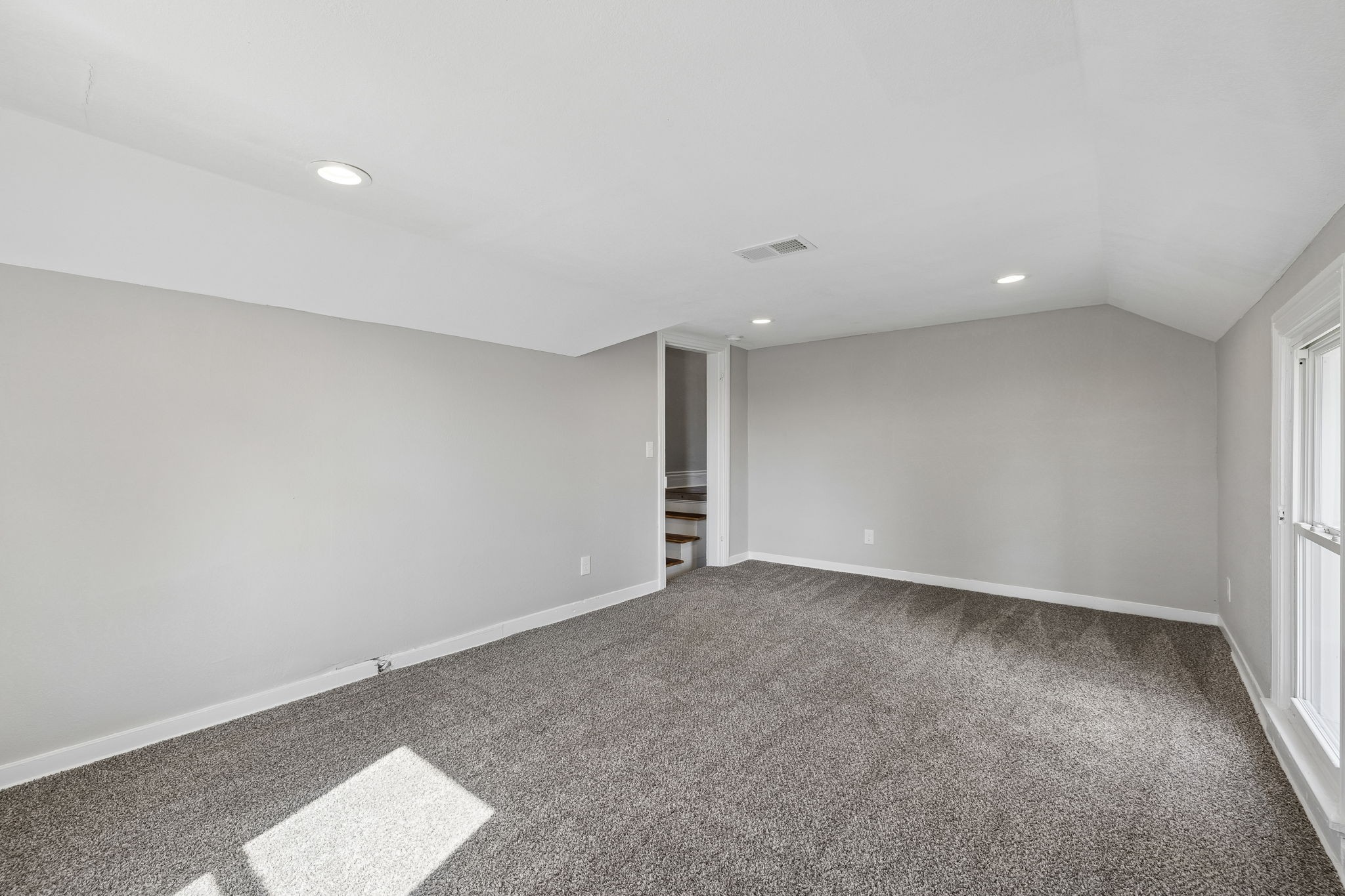 504 5th Avenue West Springfield, TN 37172 - Photo 40 of 57 an empty room with a natural light