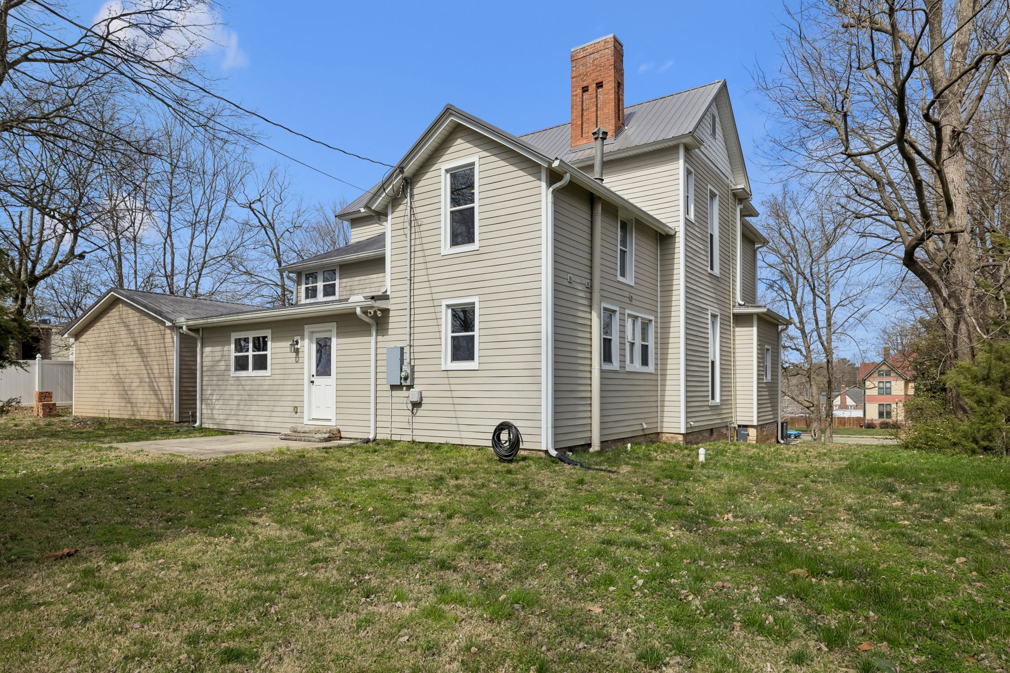 504 5th Avenue West Springfield, TN 37172 - Photo 47 of 57 a view of a house with a yard