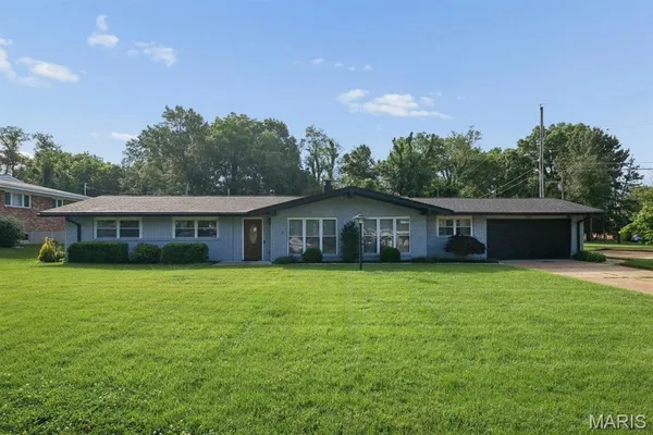 $379,900 | 12208 Courtwick Drive, Sappington, MO 63128