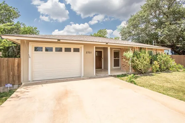 $1,800 | 2701 Peach Tree Lane, Cedar Park, TX 78613