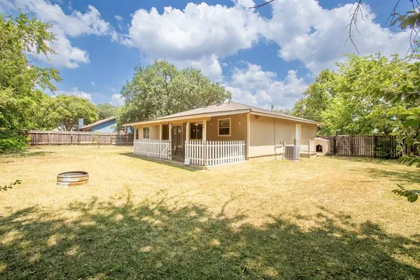 $1,800 | 2701 Peach Tree Lane, Cedar Park, TX 78613