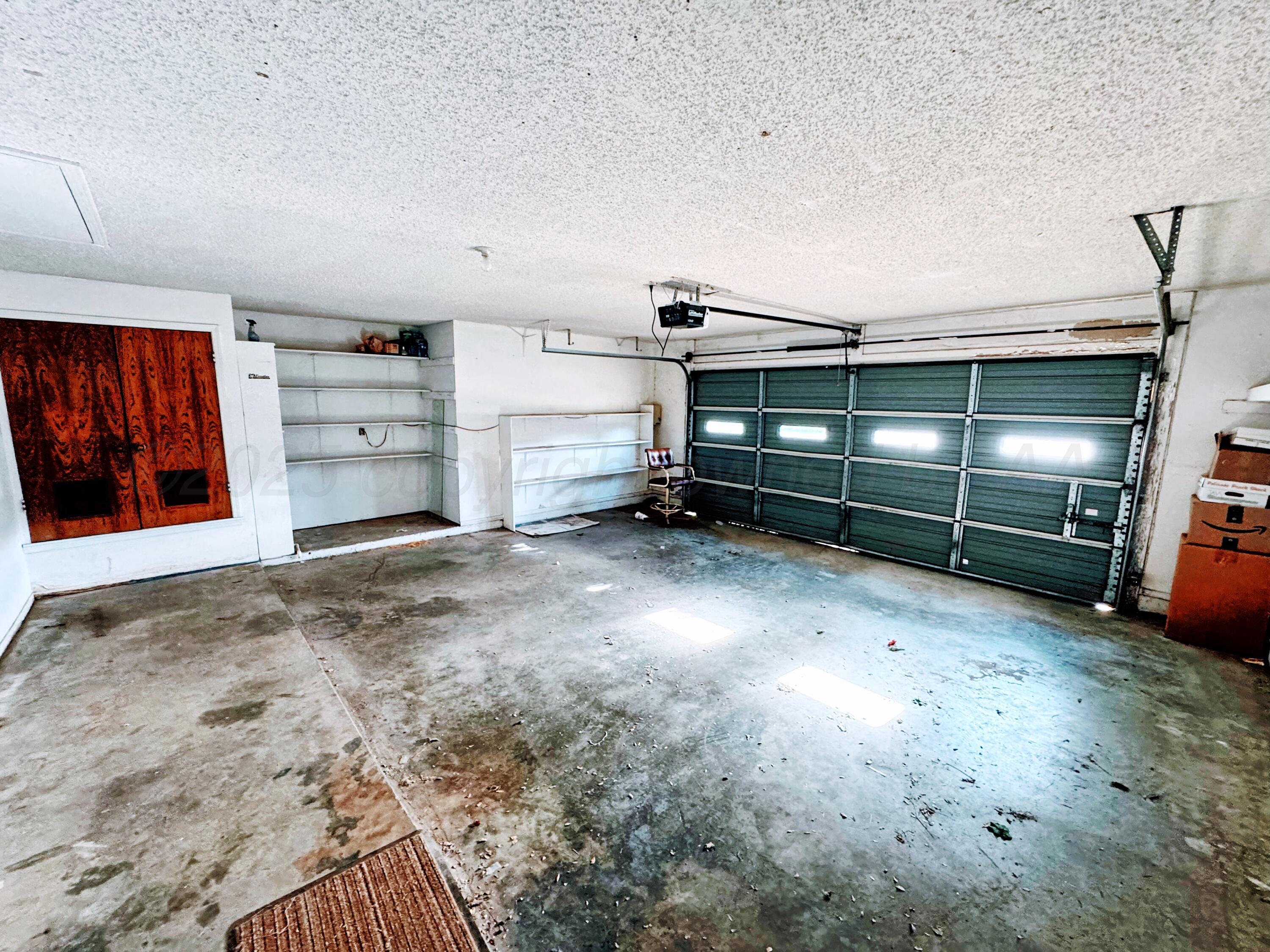 1905 Utah Street Perryton, TX 79070 - Photo 20 of 22 a view of a room with furniture