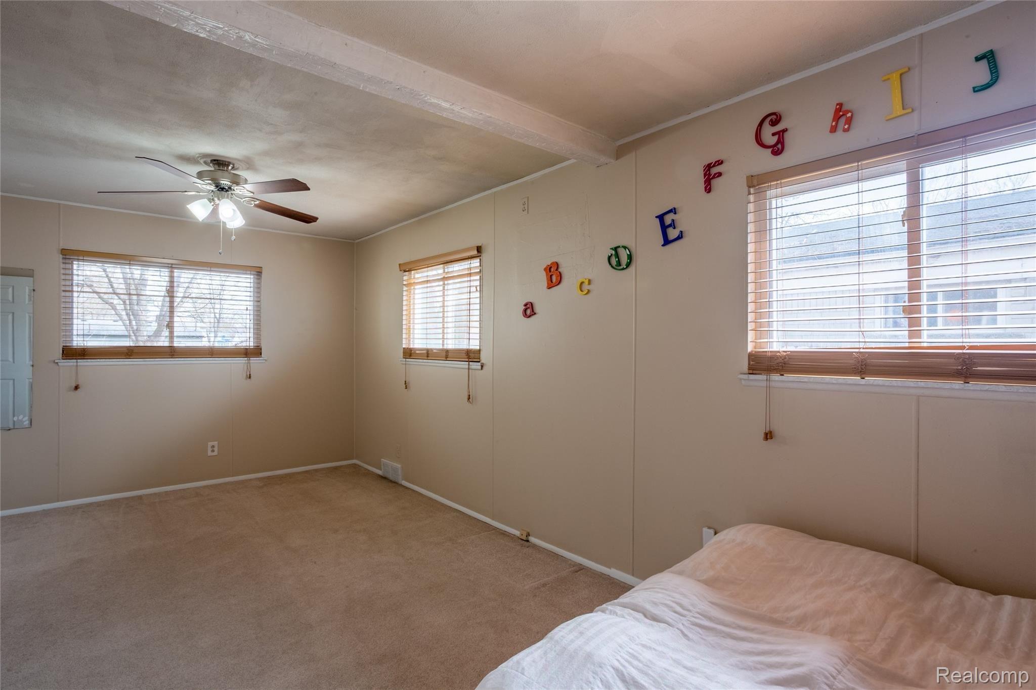 19426 Rensellor Street Livonia, MI 48152 - Photo 14 of 39 Rensellor_19426-Entry-MAster Bedroom-24.jpg