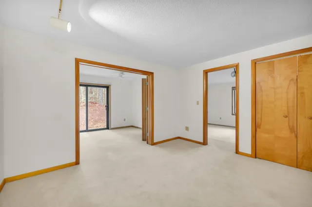 an empty room with a empty space