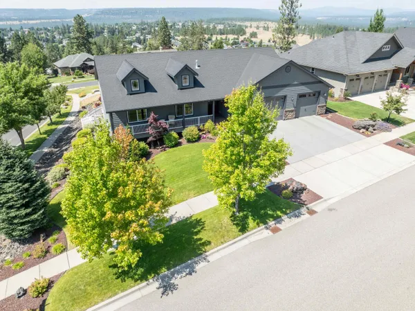 $869,900 | 10505 North Skyline Drive, Spokane, WA 99208