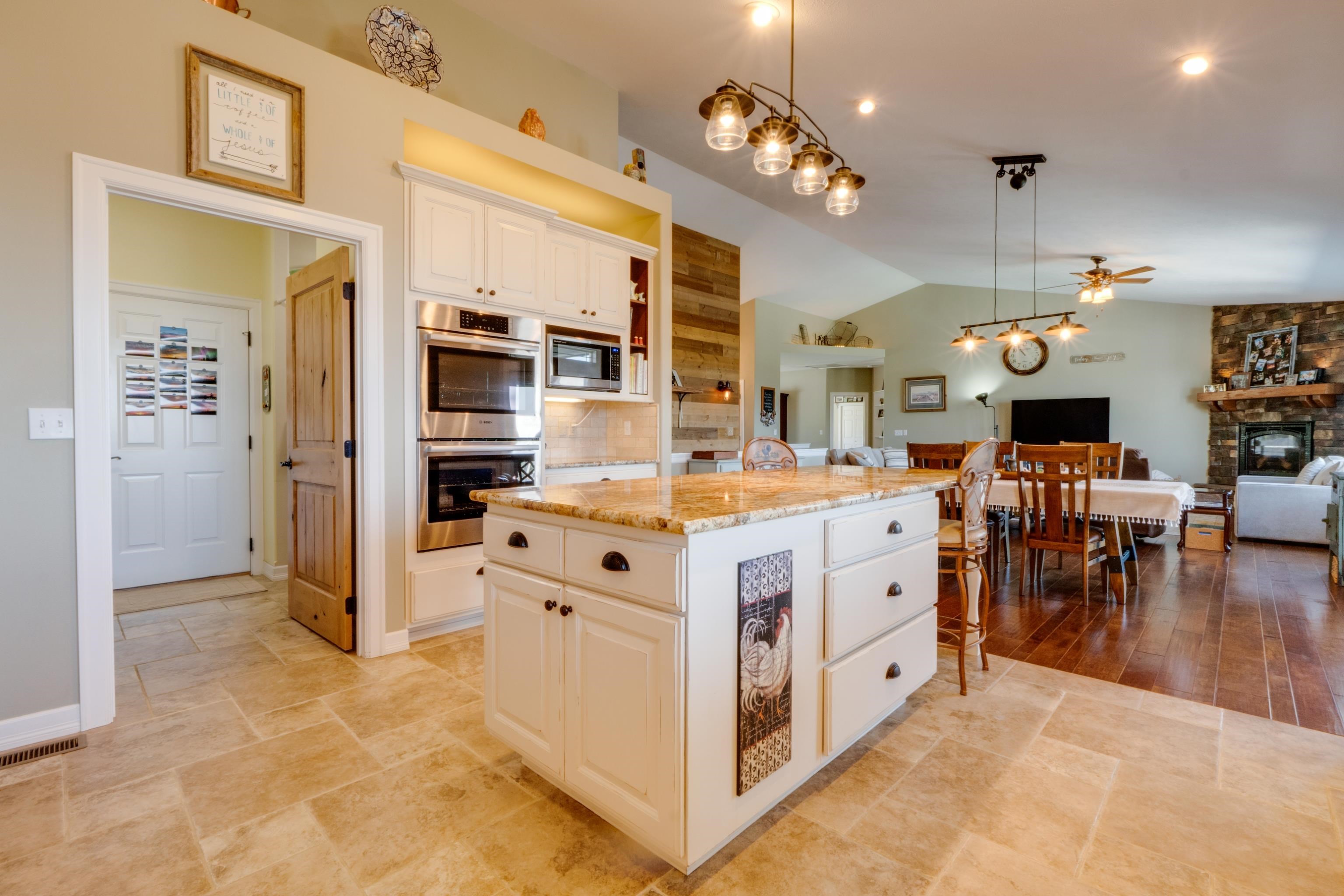 10505 North Skyline Drive Spokane, WA 99208 - Photo 15 of 50