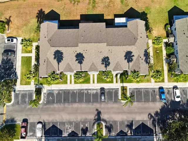 $1,750 | 417 Kensington Lake Circle, Brandon, FL 33511