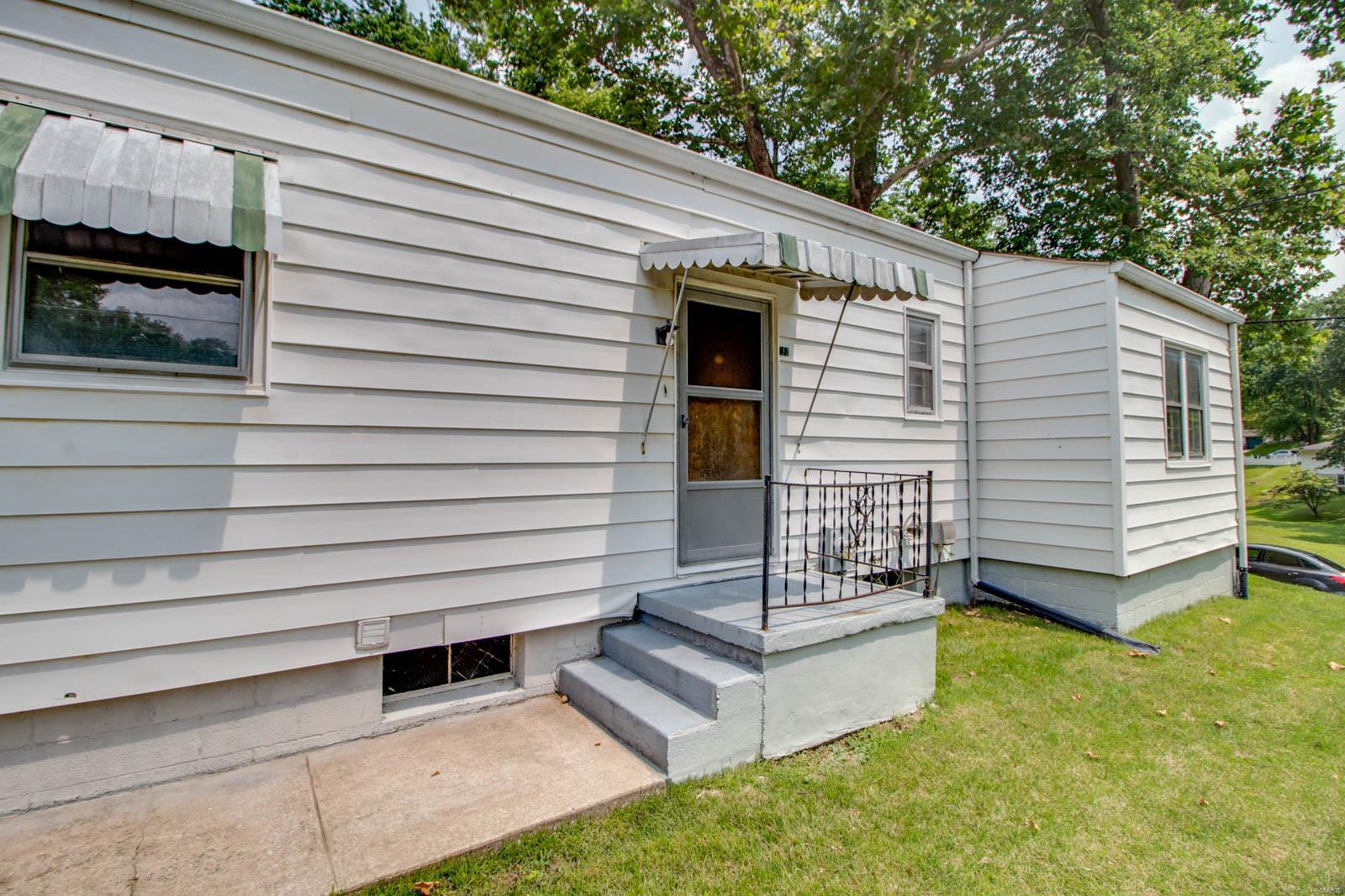 1200 Funke Street Alton, IL 62002 - Photo 4 of 30 Gallery Image 4