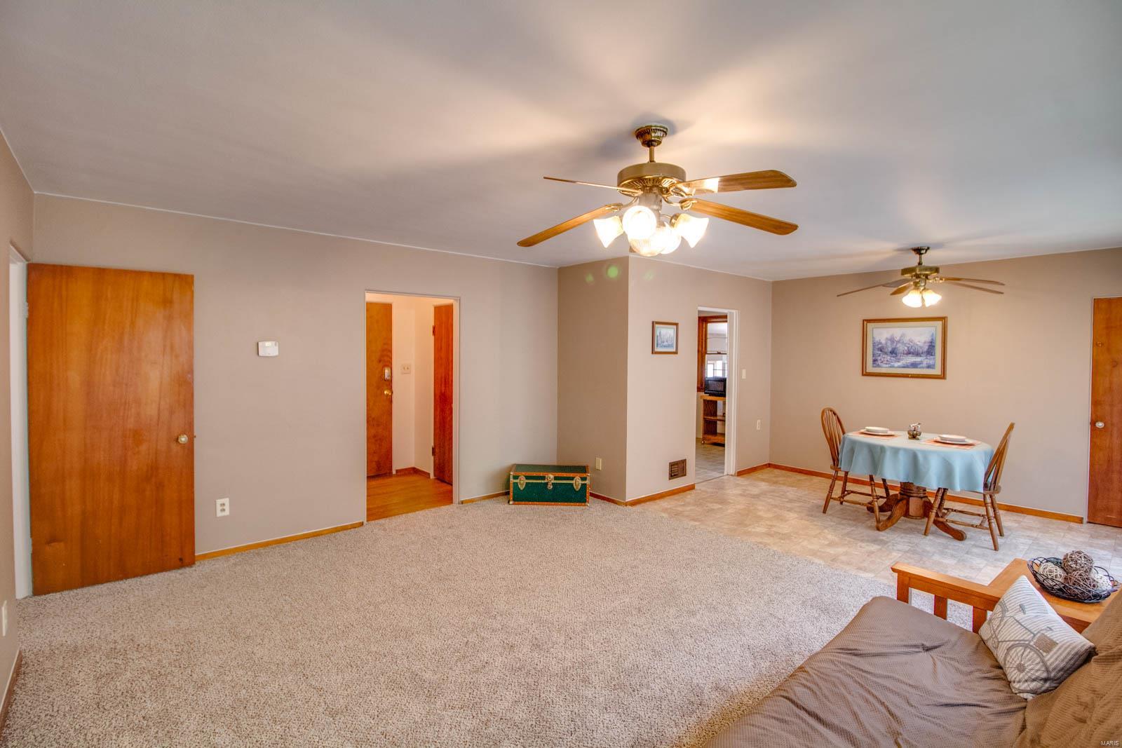 1200 Funke Street Alton, IL 62002 - Photo 5 of 30 Gallery Image 5