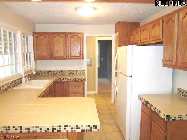4030 Colony Road South Euclid, OH 44121 - Photo 2 of 17