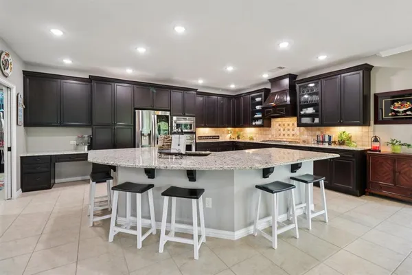 $750,000 | 9813 Lindenwood Trail, Denton, TX 76207