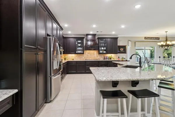 $750,000 | 9813 Lindenwood Trail, Denton, TX 76207