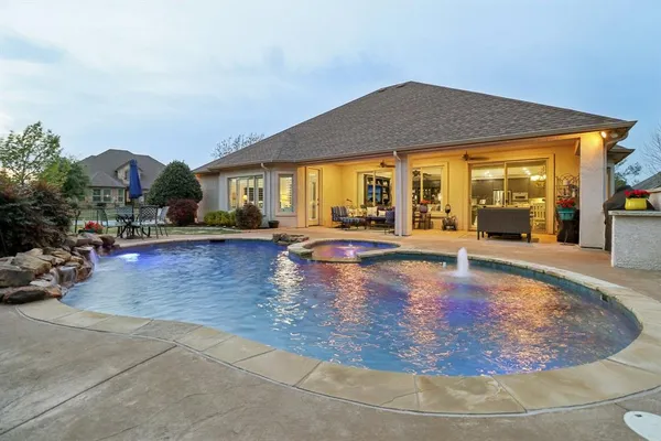 $750,000 | 9813 Lindenwood Trail, Denton, TX 76207