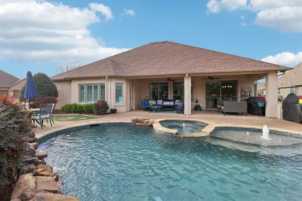 $750,000 | 9813 Lindenwood Trail, Denton, TX 76207