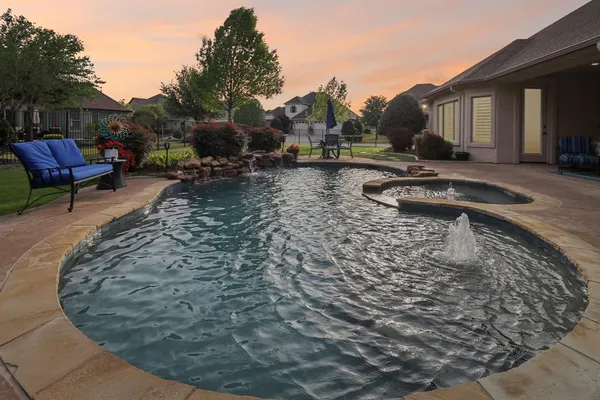 $750,000 | 9813 Lindenwood Trail, Denton, TX 76207