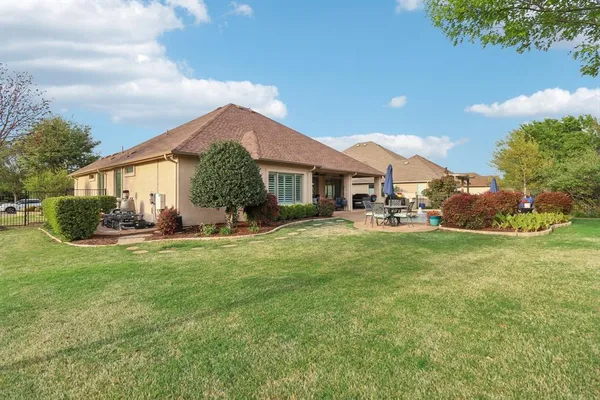 $750,000 | 9813 Lindenwood Trail, Denton, TX 76207