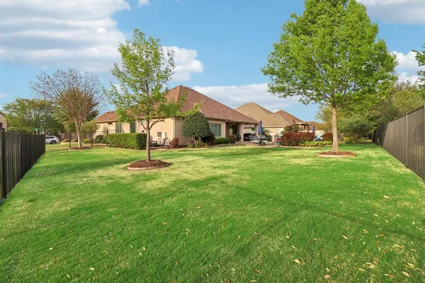 $750,000 | 9813 Lindenwood Trail, Denton, TX 76207