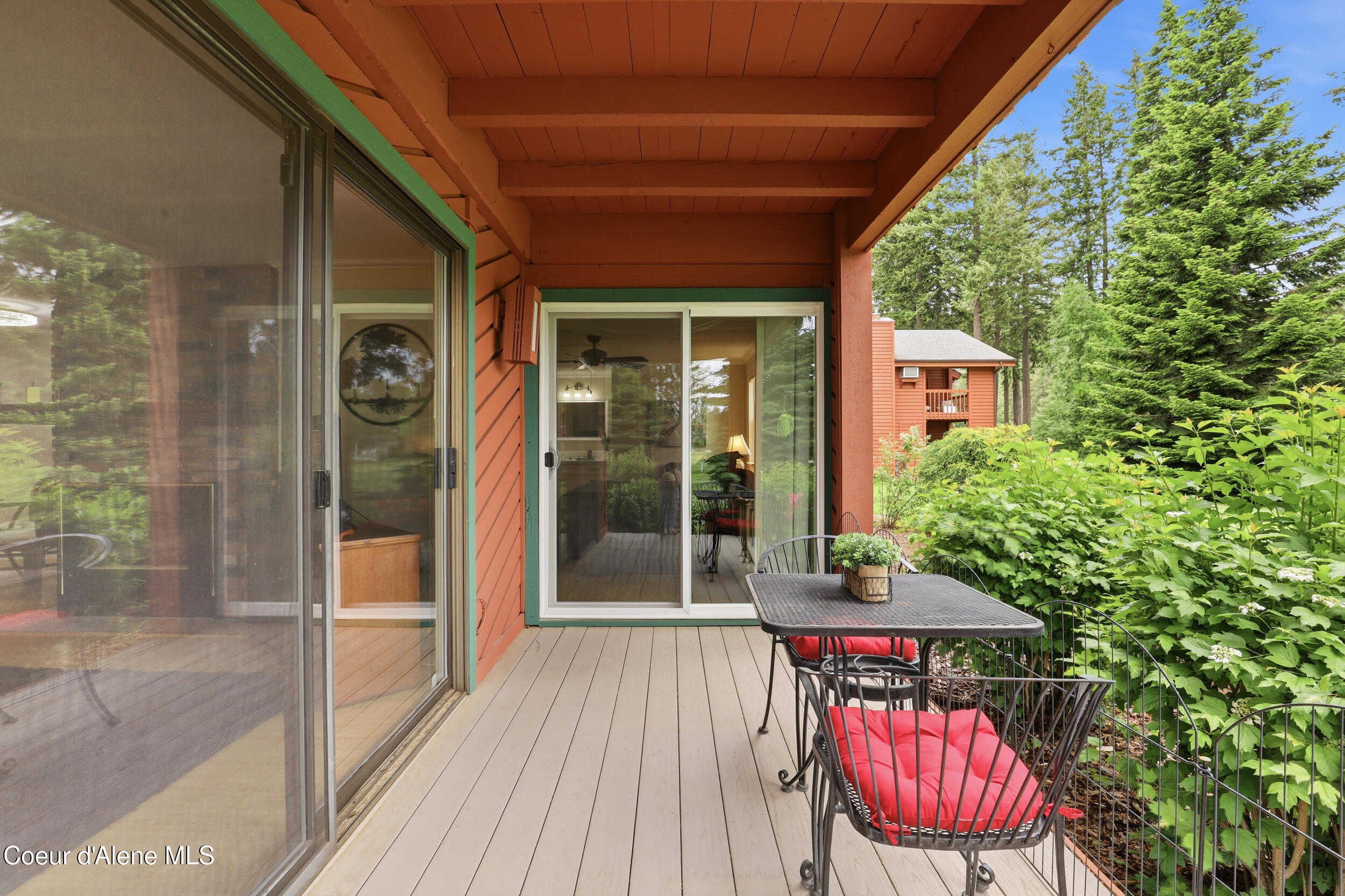5299 West Green Court, Unit 9 Rathdrum, ID 83858 - Photo 31 of 37 Covered Deck