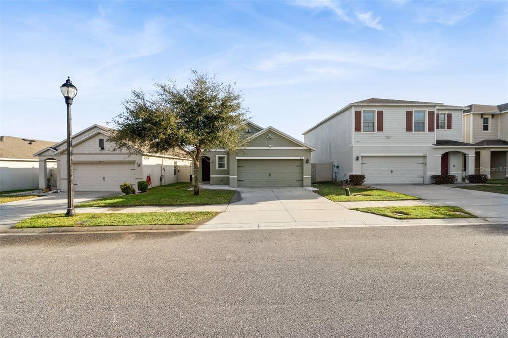 3041 Timber Hawk Circle Ocoee, FL 34761 - Photo 2 of 20