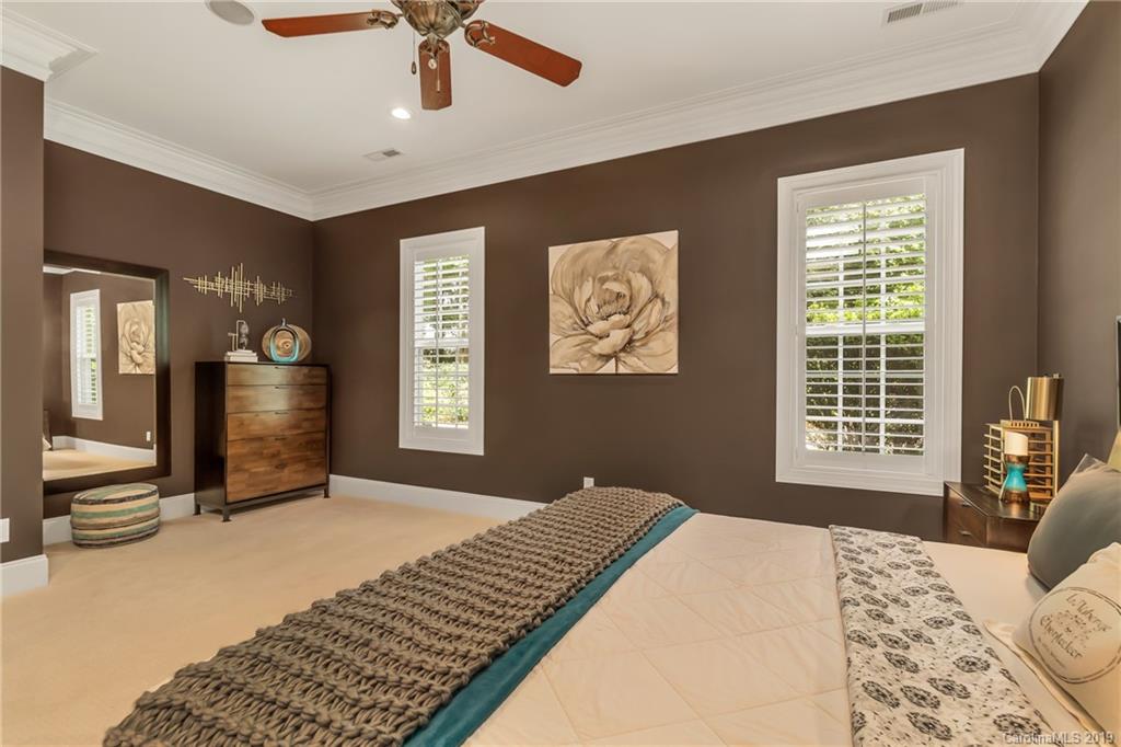 6301 Wakehurst Road Charlotte, NC 28226 - Photo 15 of 46