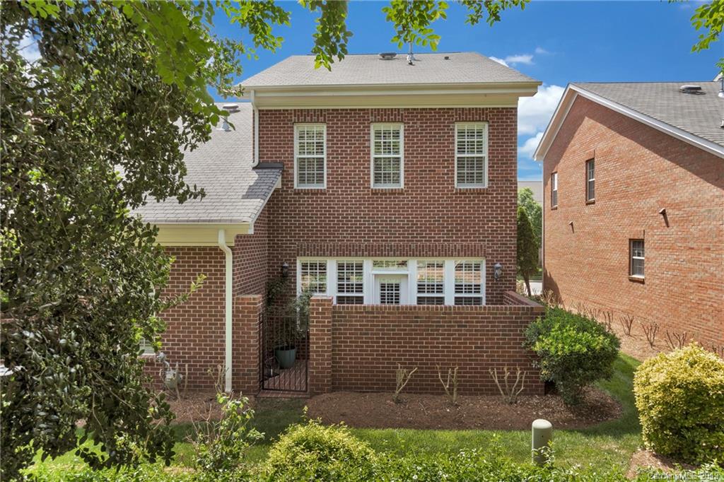 6301 Wakehurst Road Charlotte, NC 28226 - Photo 32 of 46