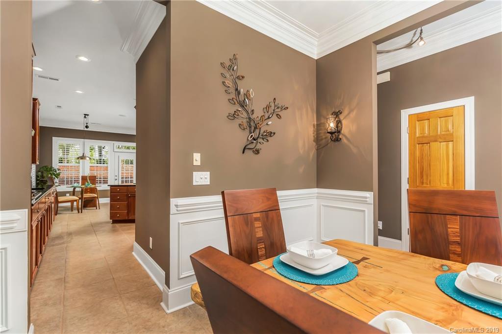 6301 Wakehurst Road Charlotte, NC 28226 - Photo 8 of 46