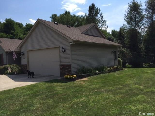 679 Kern Road Lake Orion, MI 48362 - Photo 26 of 34 IMG_0777.jpg